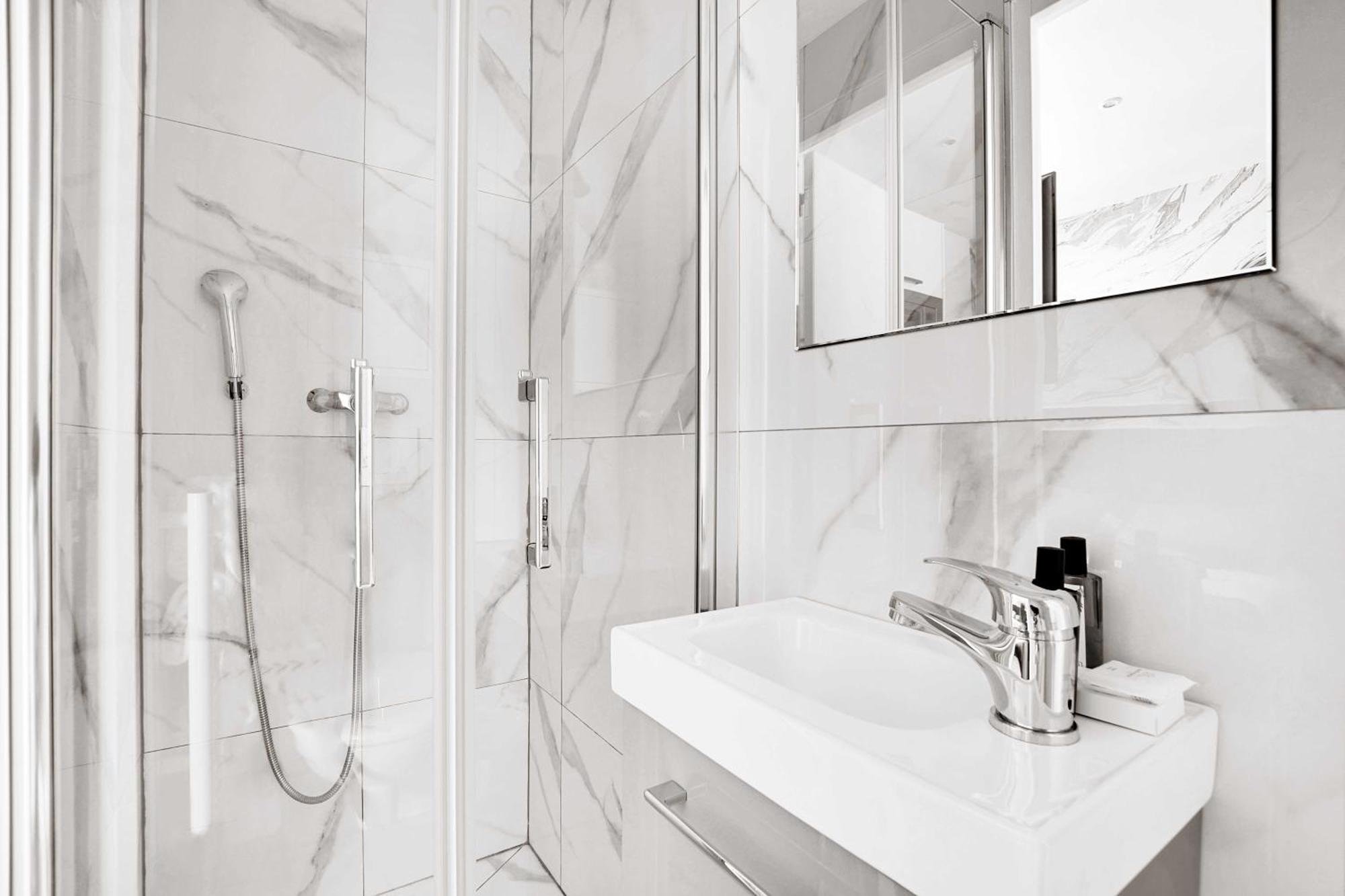 Апартаменты Modern Sutdio For 2 With A-C - Near Montmartre Париж Экстерьер фото